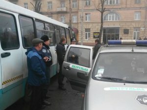 На мітингу черкащанам пошкодили мегафон (ФОТО) — ПРОЧЕРК.інфо